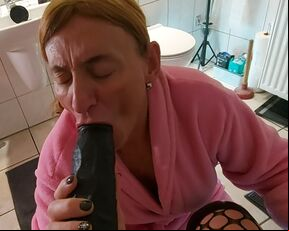 Horny housewife fucked before spa day